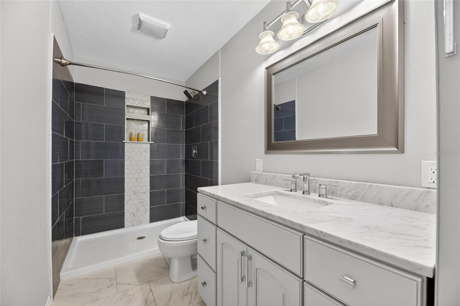 2078 SHADOW PINE DR, BRANDON, FL, 33511