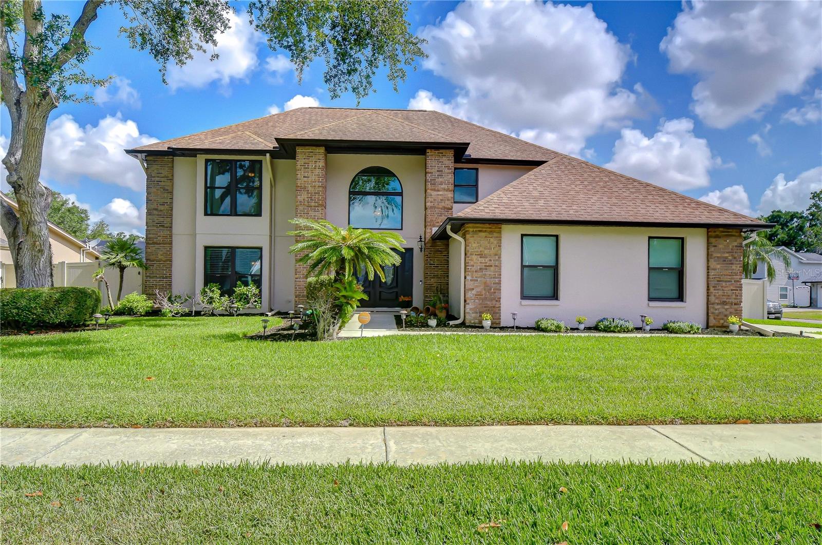 1227 RAINBROOK CIR, VALRICO, FL, 33596