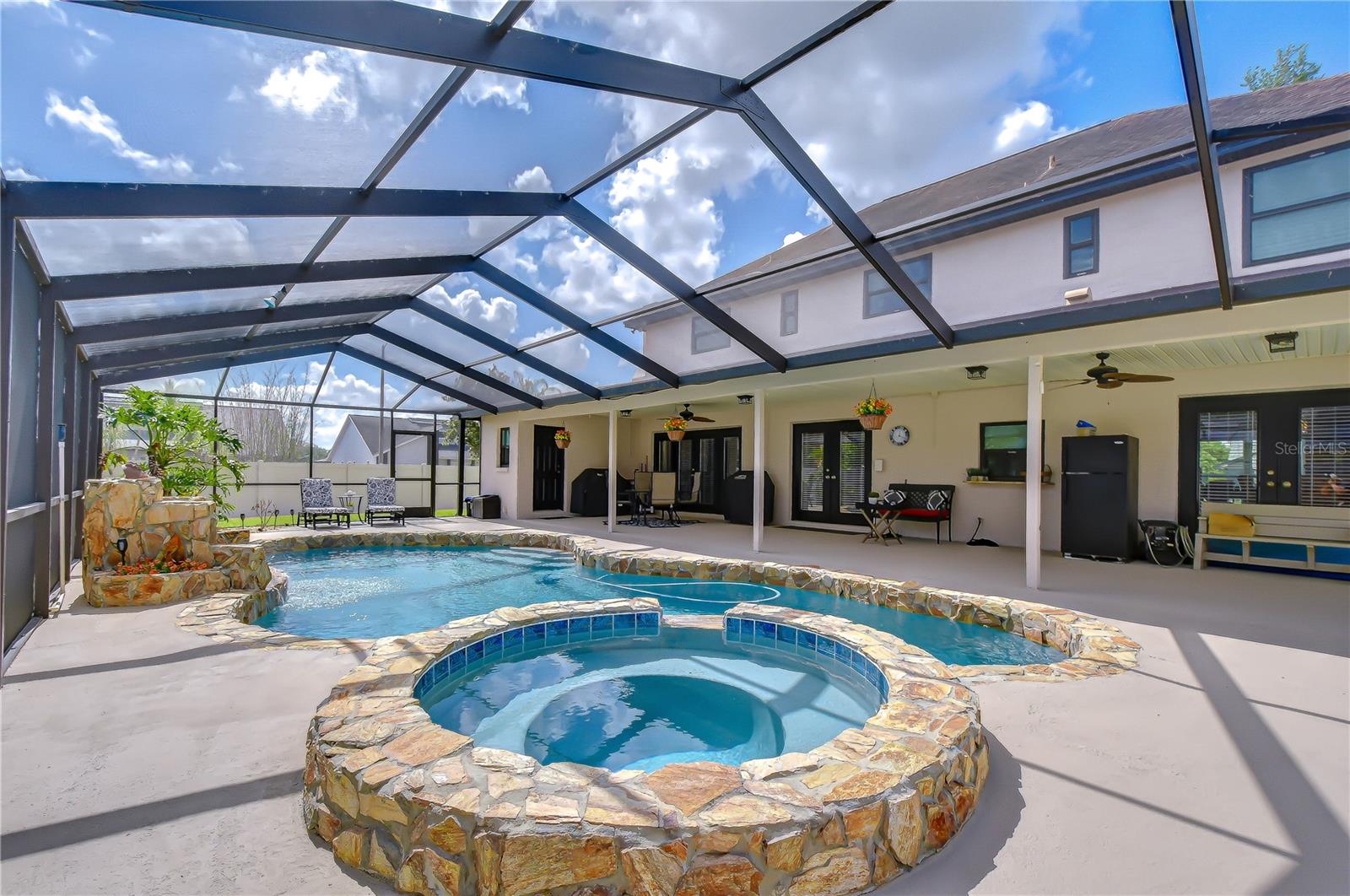 1227 RAINBROOK CIR, VALRICO, FL, 33596