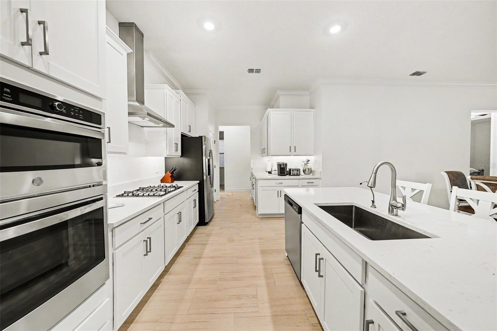 17415 HOLLY WELL AVE, WIMAUMA, FL, 33598