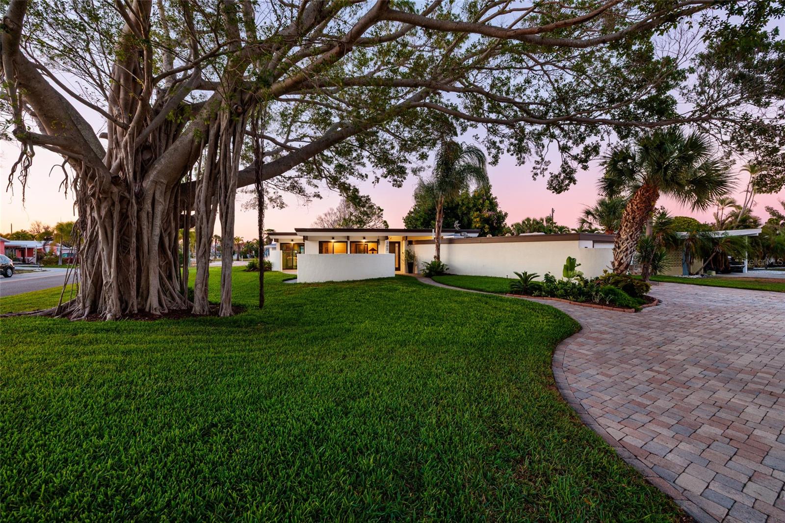 302 41ST AVE, ST PETE BEACH, FL, 33706