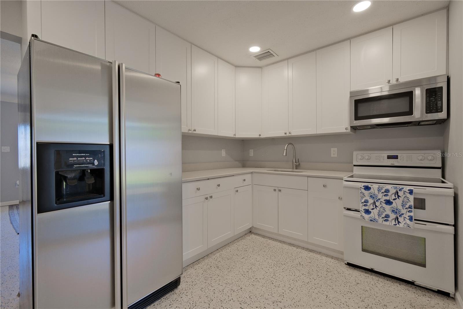 993 GARY ST #A & B, SARASOTA, FL, 34234