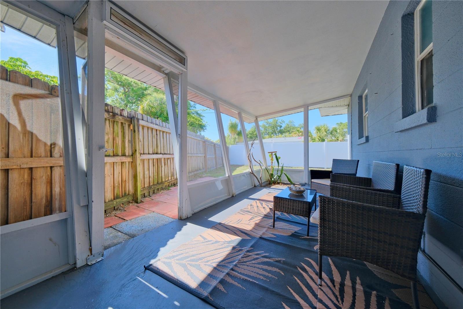 993 GARY ST #A & B, SARASOTA, FL, 34234