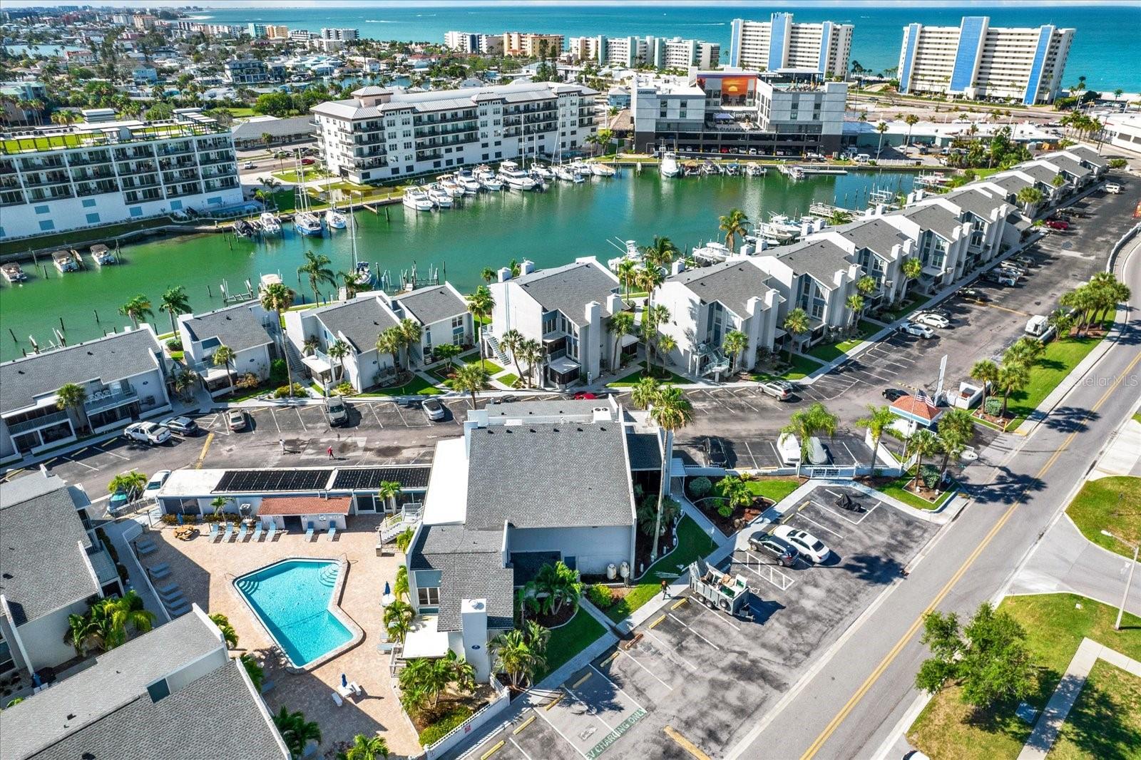 169 MEDALLION BLVD #E, MADEIRA BEACH, FL, 33708