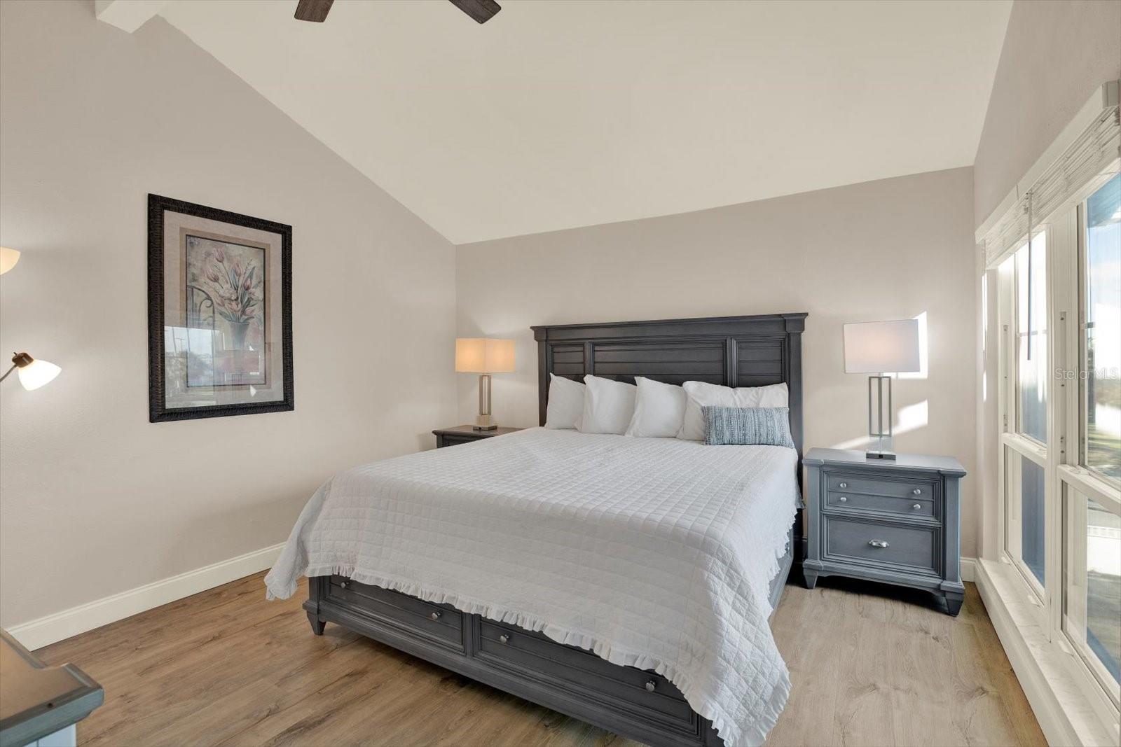 169 MEDALLION BLVD #E, MADEIRA BEACH, FL, 33708