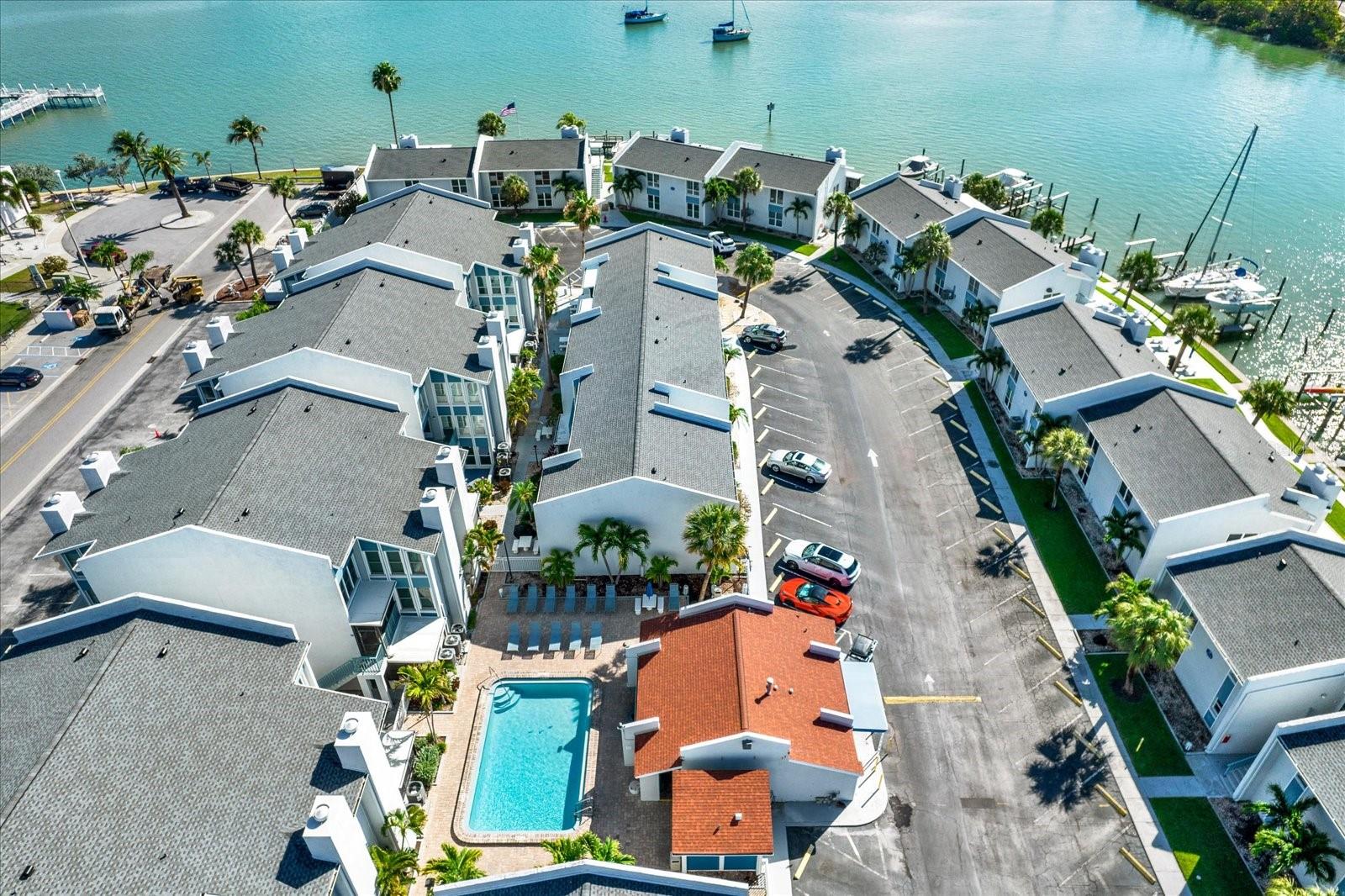 169 MEDALLION BLVD #E, MADEIRA BEACH, FL, 33708