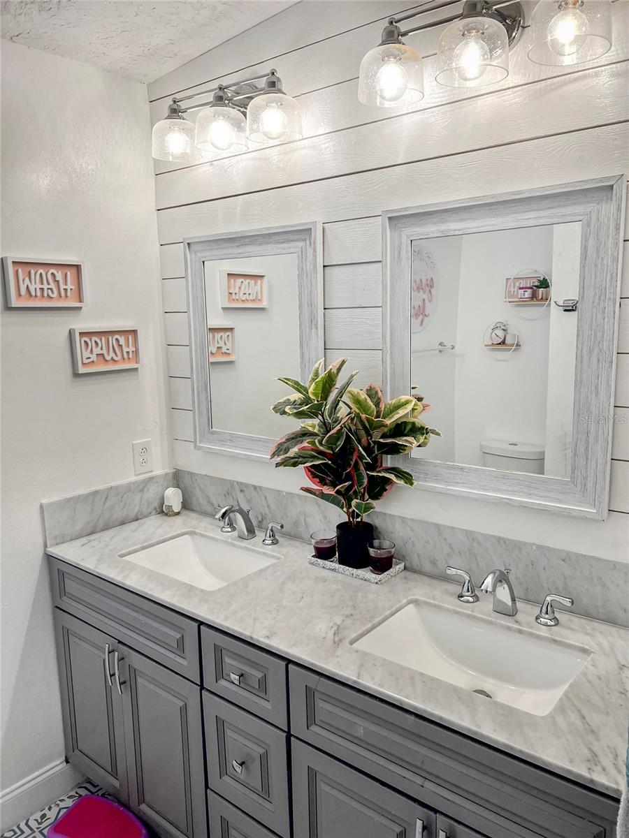 4048 MALLARD POINT CT CT, ORLANDO, FL, 32810