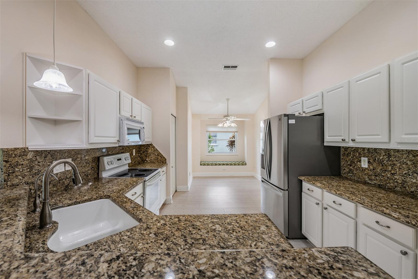 1230 CORINTH GREENS DR #2, SUN CITY CENTER, FL, 33573