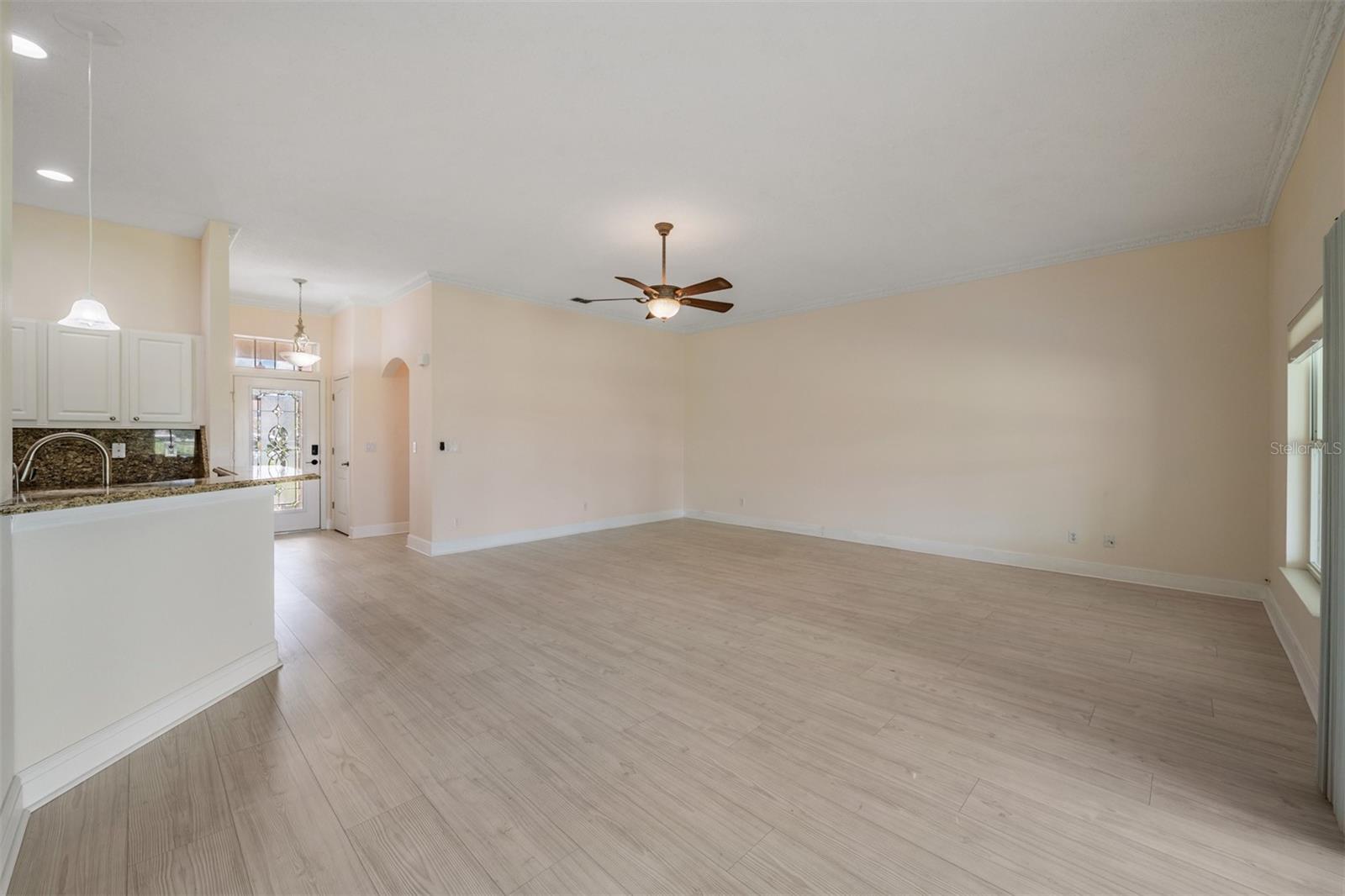 1230 CORINTH GREENS DR #2, SUN CITY CENTER, FL, 33573