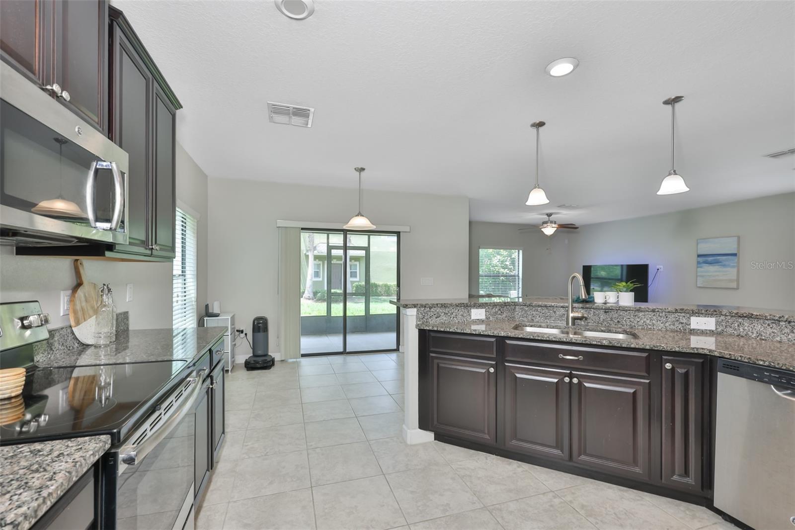 1922 CITRUS LAKE CT, RUSKIN, FL, 33570