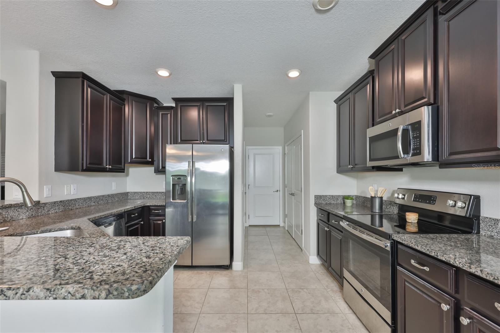 1922 CITRUS LAKE CT, RUSKIN, FL, 33570