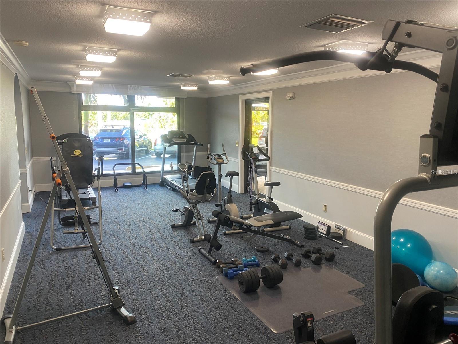 7100 SUNSHINE SKYWAY LN S #906, ST PETERSBURG, FL, 33711