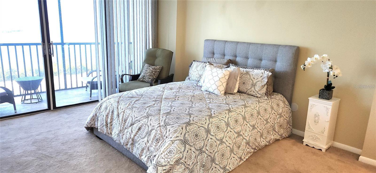 7100 SUNSHINE SKYWAY LN S #906, ST PETERSBURG, FL, 33711
