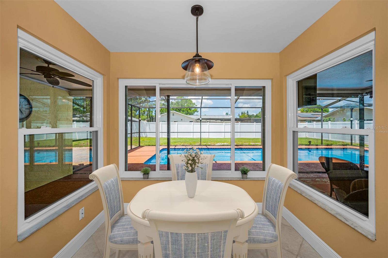2330 BARTON LN, CLEARWATER, FL, 33759