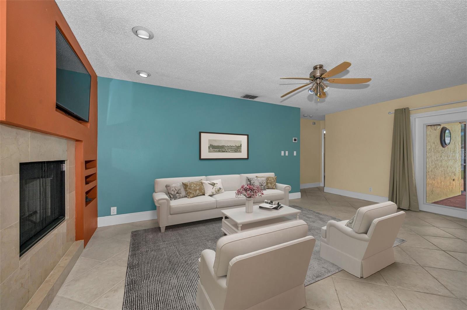 2330 BARTON LN, CLEARWATER, FL, 33759