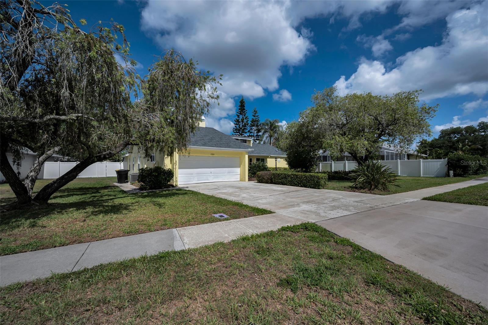 2330 BARTON LN, CLEARWATER, FL, 33759