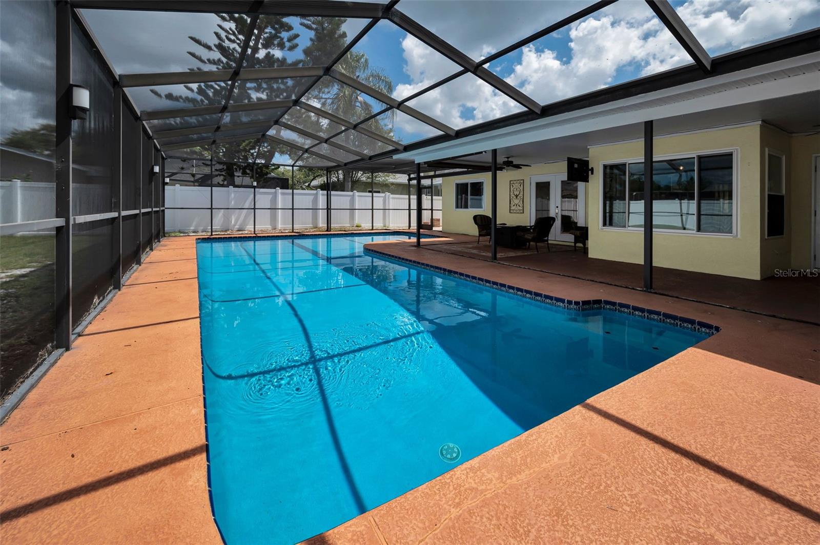 2330 BARTON LN, CLEARWATER, FL, 33759