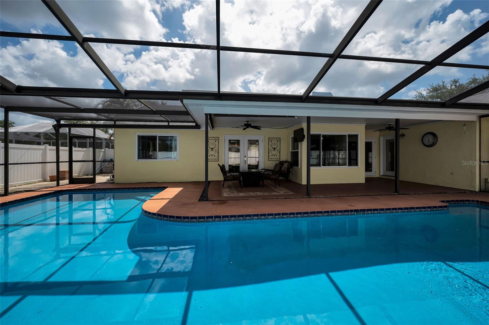 2330 BARTON LN, CLEARWATER, FL, 33759