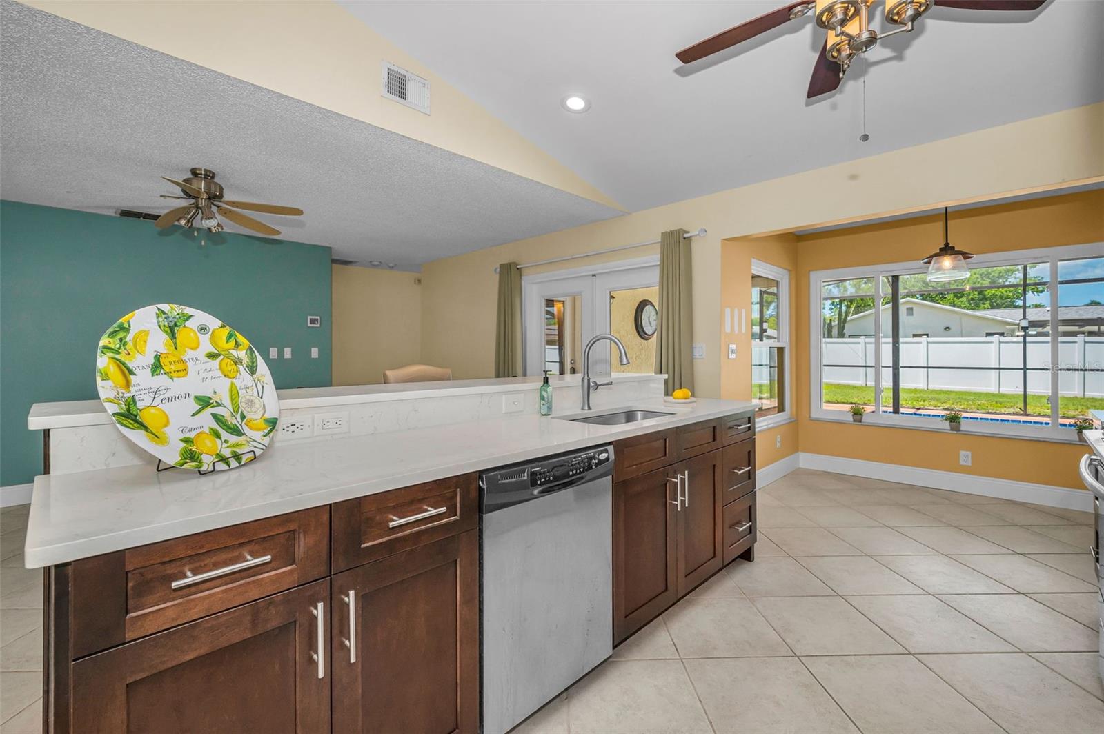 2330 BARTON LN, CLEARWATER, FL, 33759