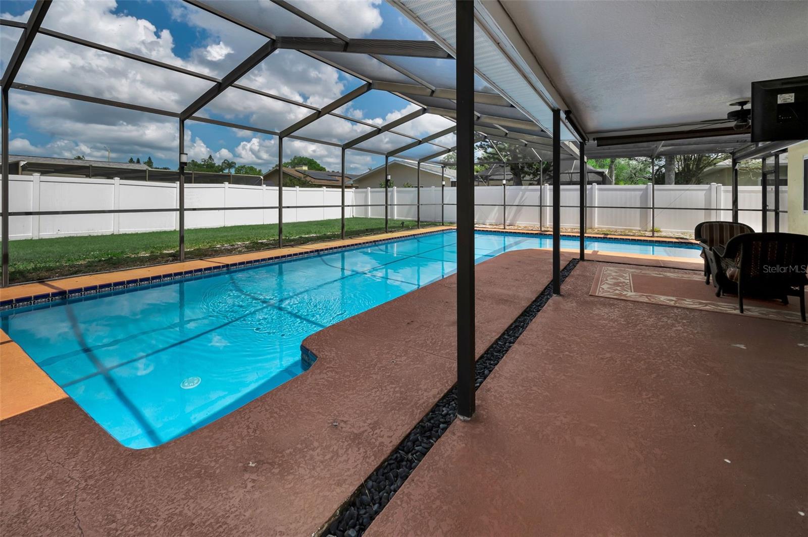 2330 BARTON LN, CLEARWATER, FL, 33759