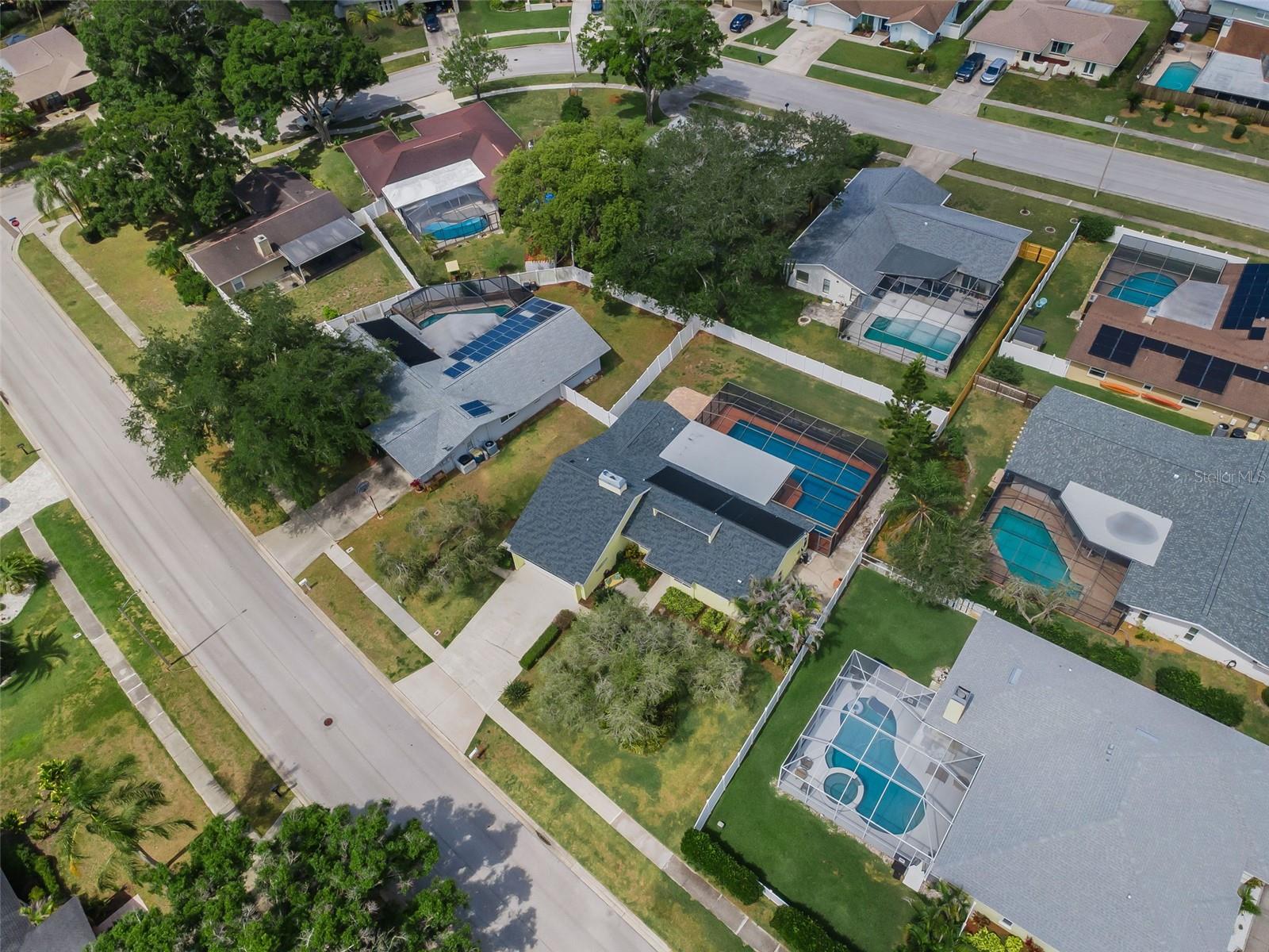 2330 BARTON LN, CLEARWATER, FL, 33759