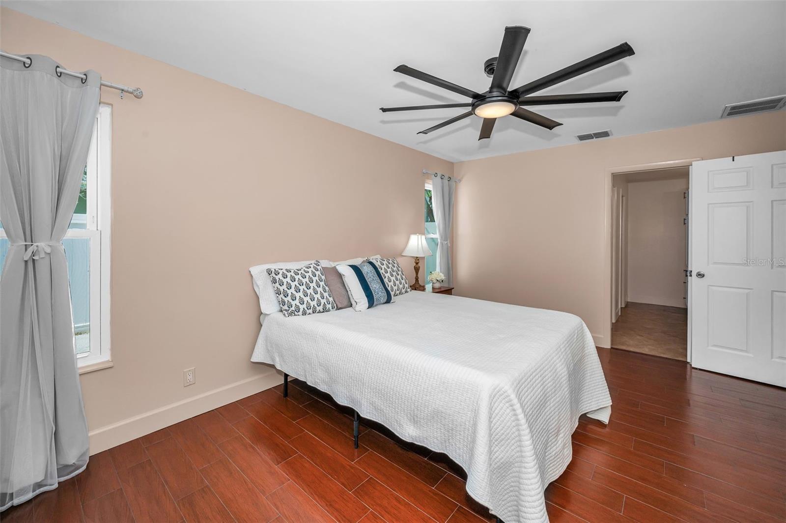 2330 BARTON LN, CLEARWATER, FL, 33759