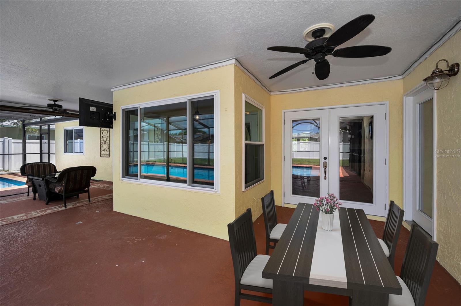 2330 BARTON LN, CLEARWATER, FL, 33759