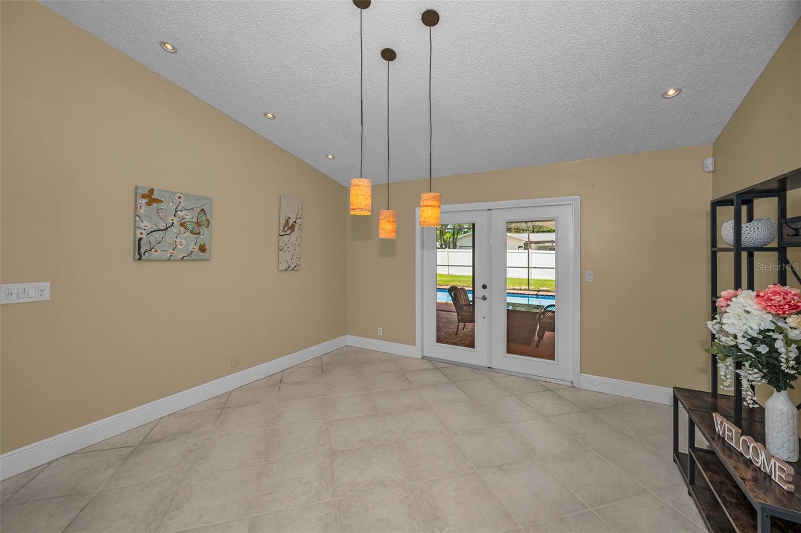 2330 BARTON LN, CLEARWATER, FL, 33759