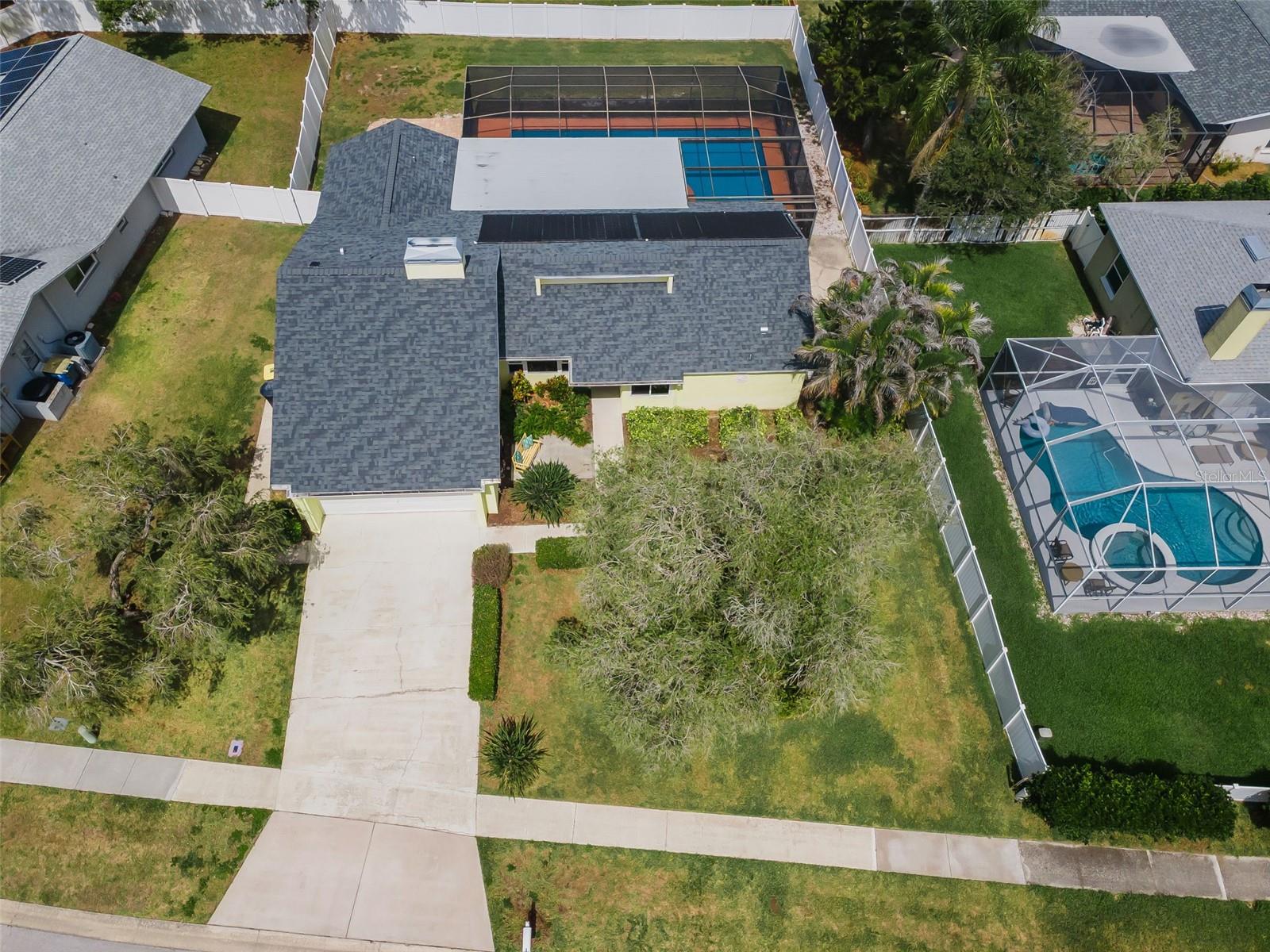 2330 BARTON LN, CLEARWATER, FL, 33759