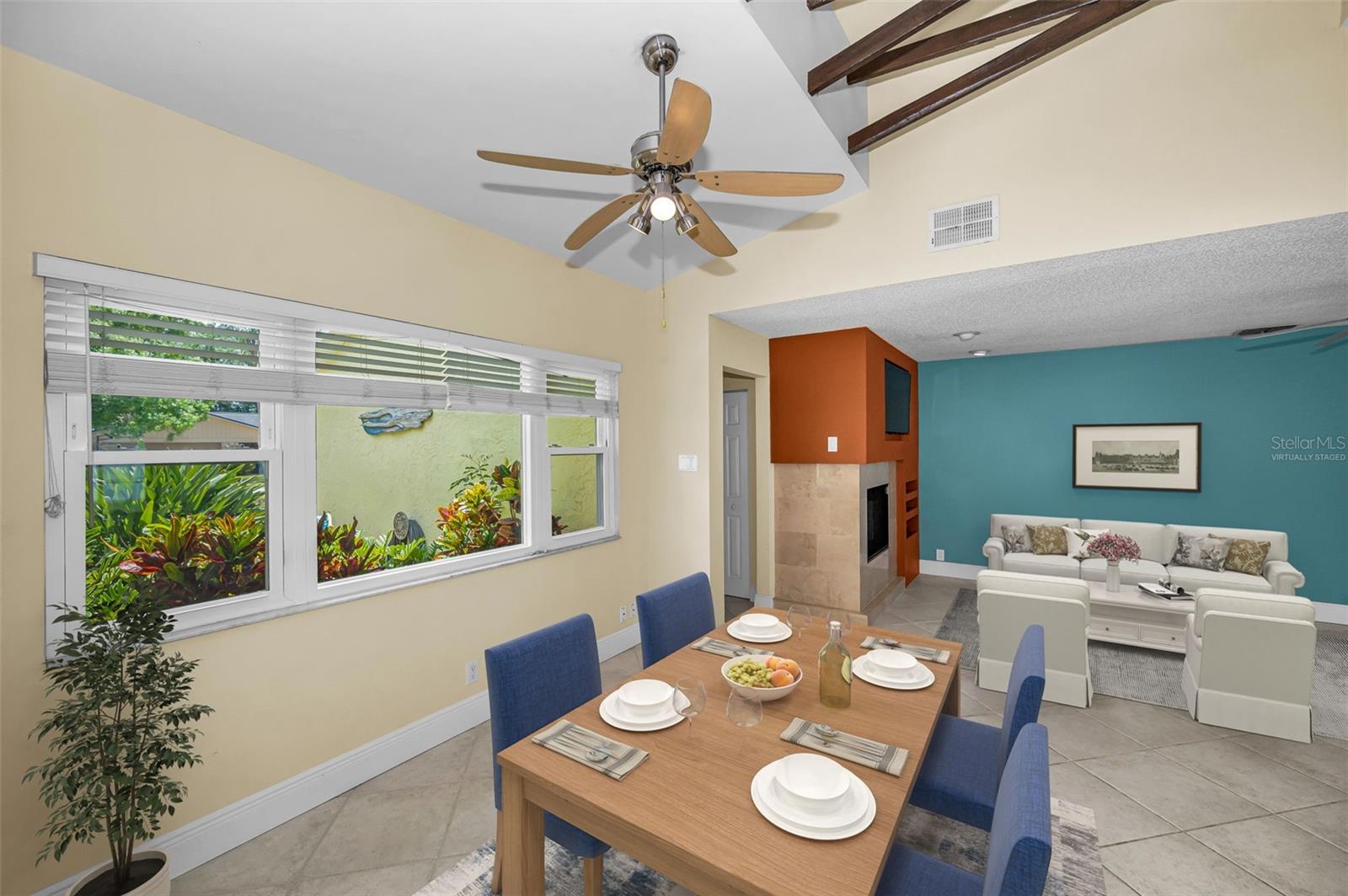 2330 BARTON LN, CLEARWATER, FL, 33759