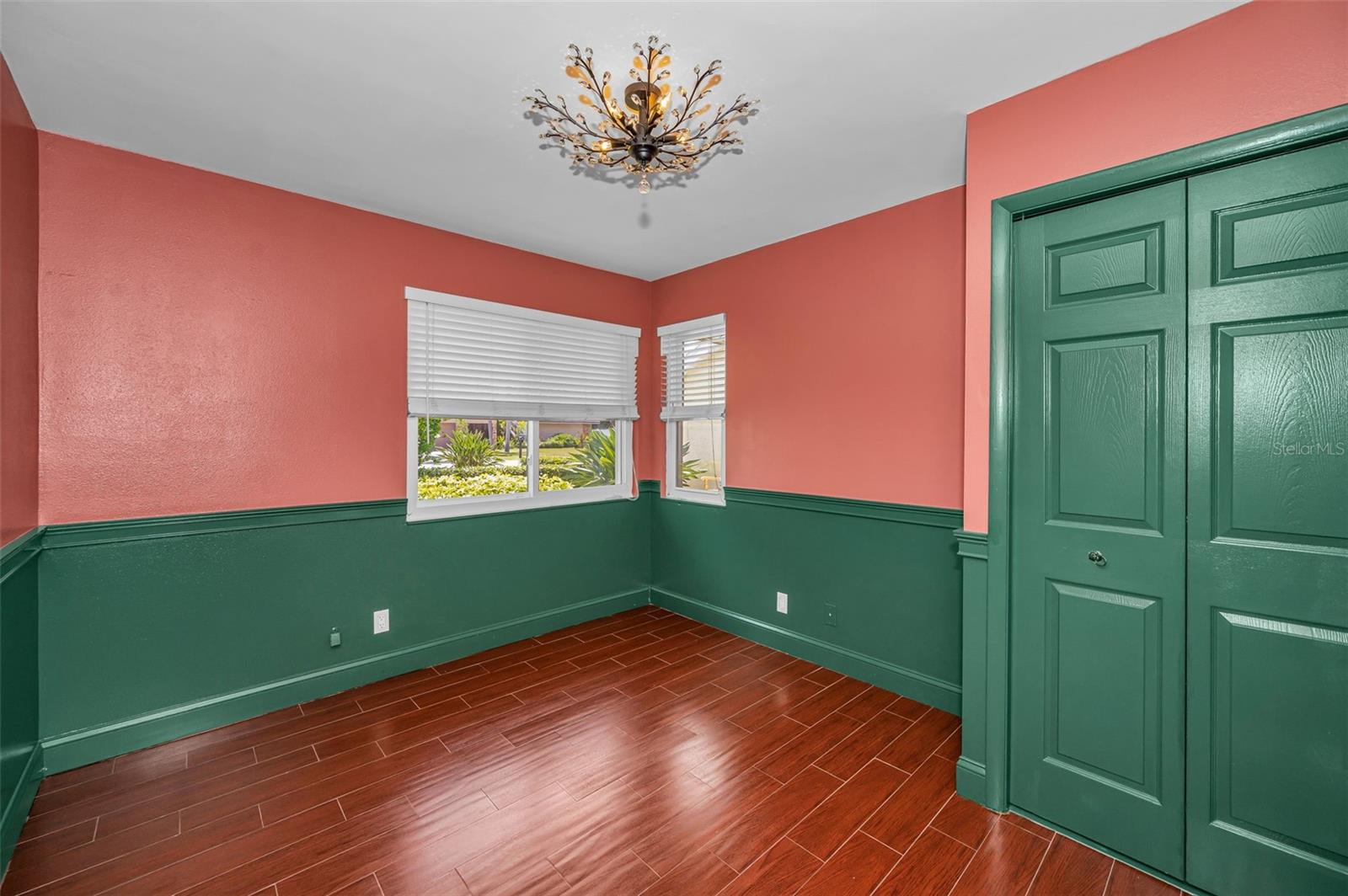 2330 BARTON LN, CLEARWATER, FL, 33759
