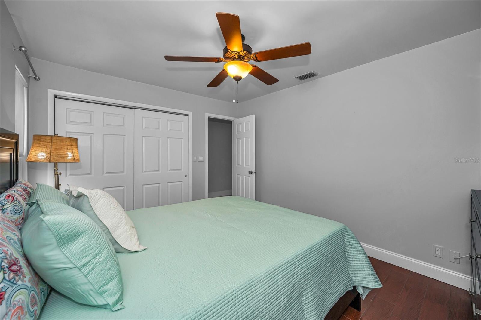 2330 BARTON LN, CLEARWATER, FL, 33759