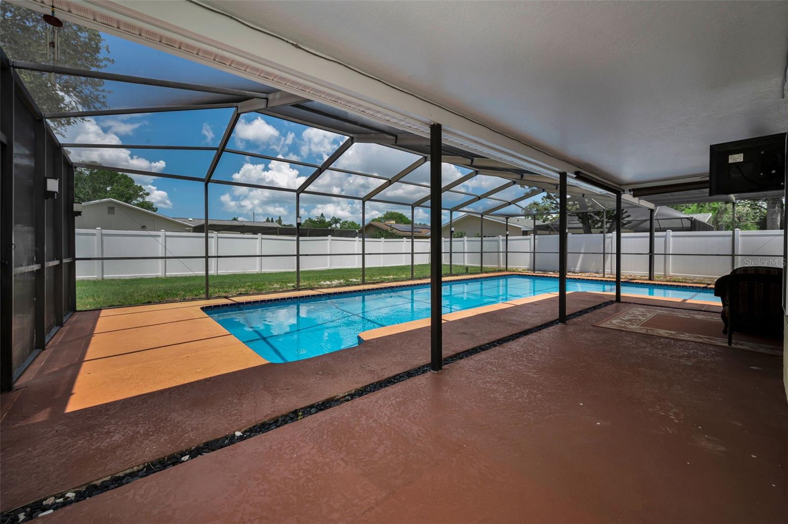 2330 BARTON LN, CLEARWATER, FL, 33759