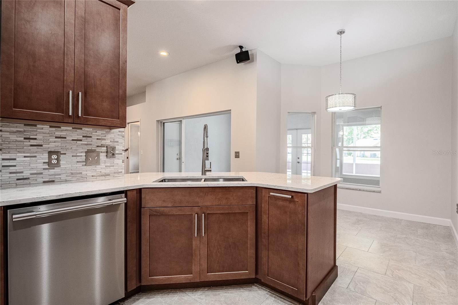 214 AMBERLY WAY, AUBURNDALE, FL, 33823