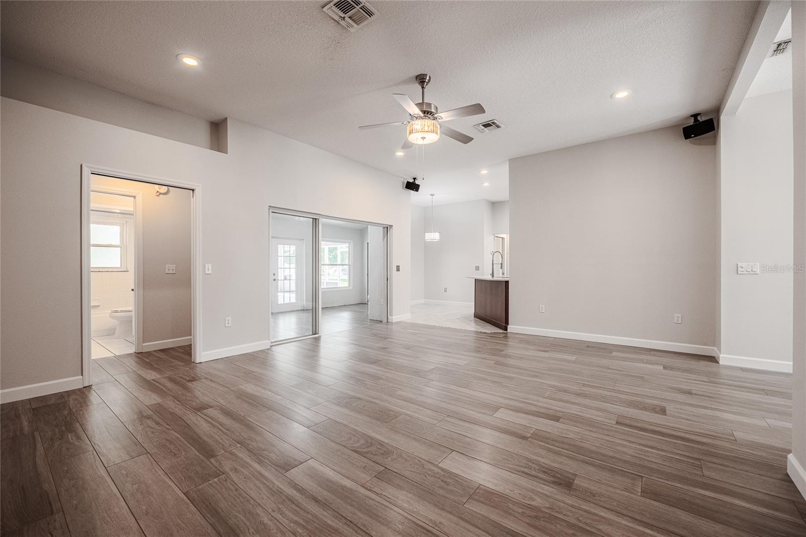 214 AMBERLY WAY, AUBURNDALE, FL, 33823