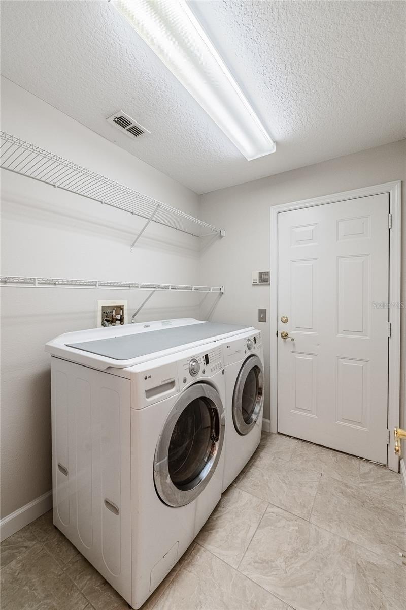 214 AMBERLY WAY, AUBURNDALE, FL, 33823