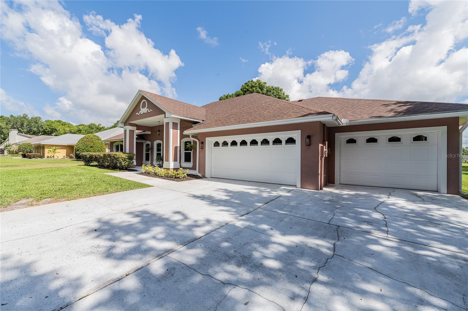 214 AMBERLY WAY, AUBURNDALE, FL, 33823