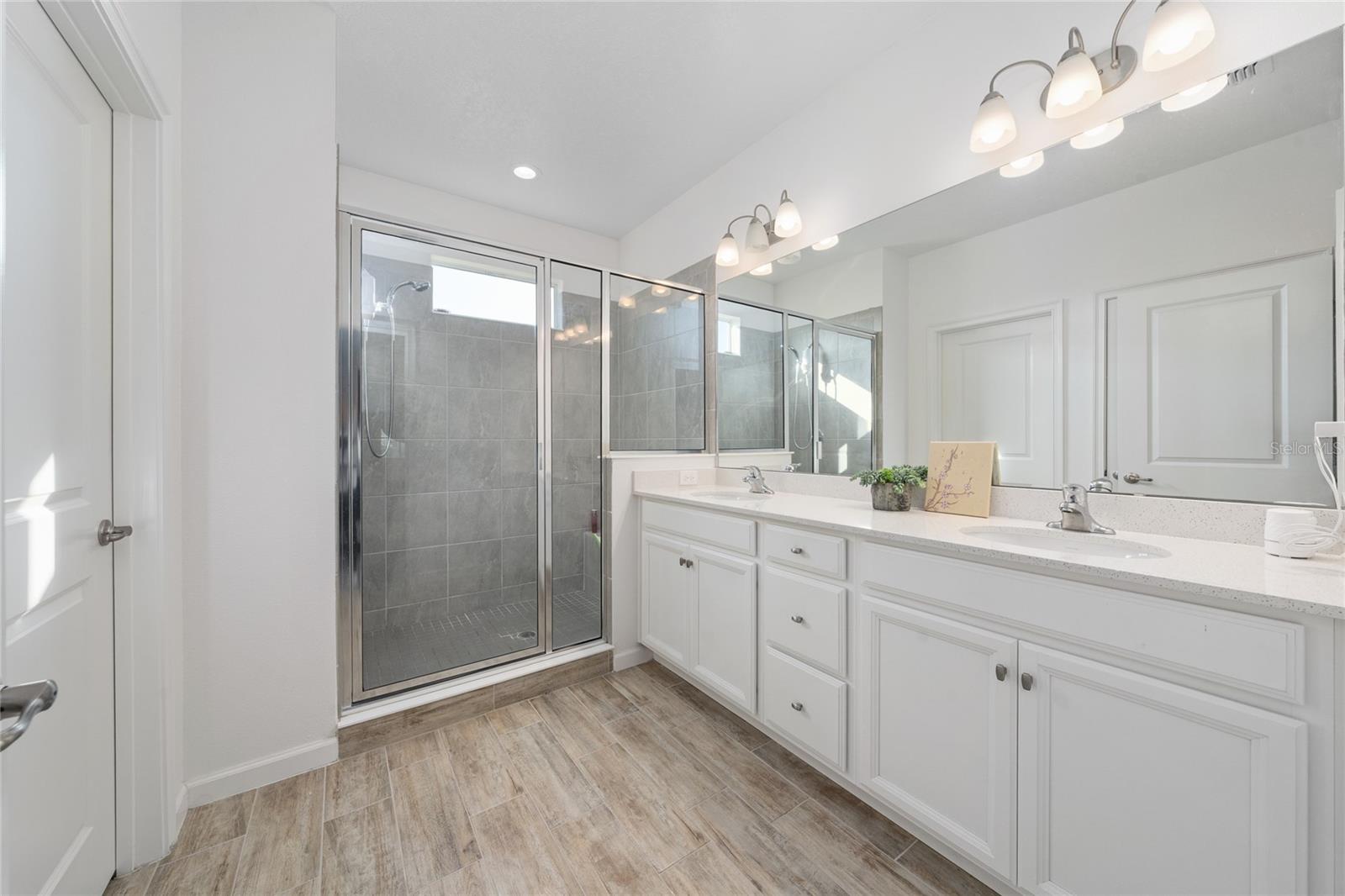 1369 YORKDALE RD, DAVENPORT, FL, 33837
