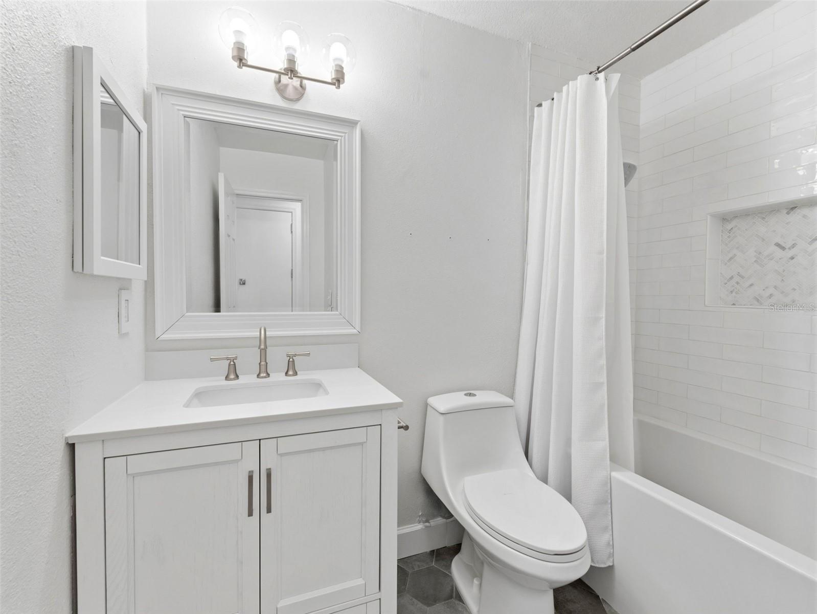605 VALLEY HILL DR, BRANDON, FL, 33510