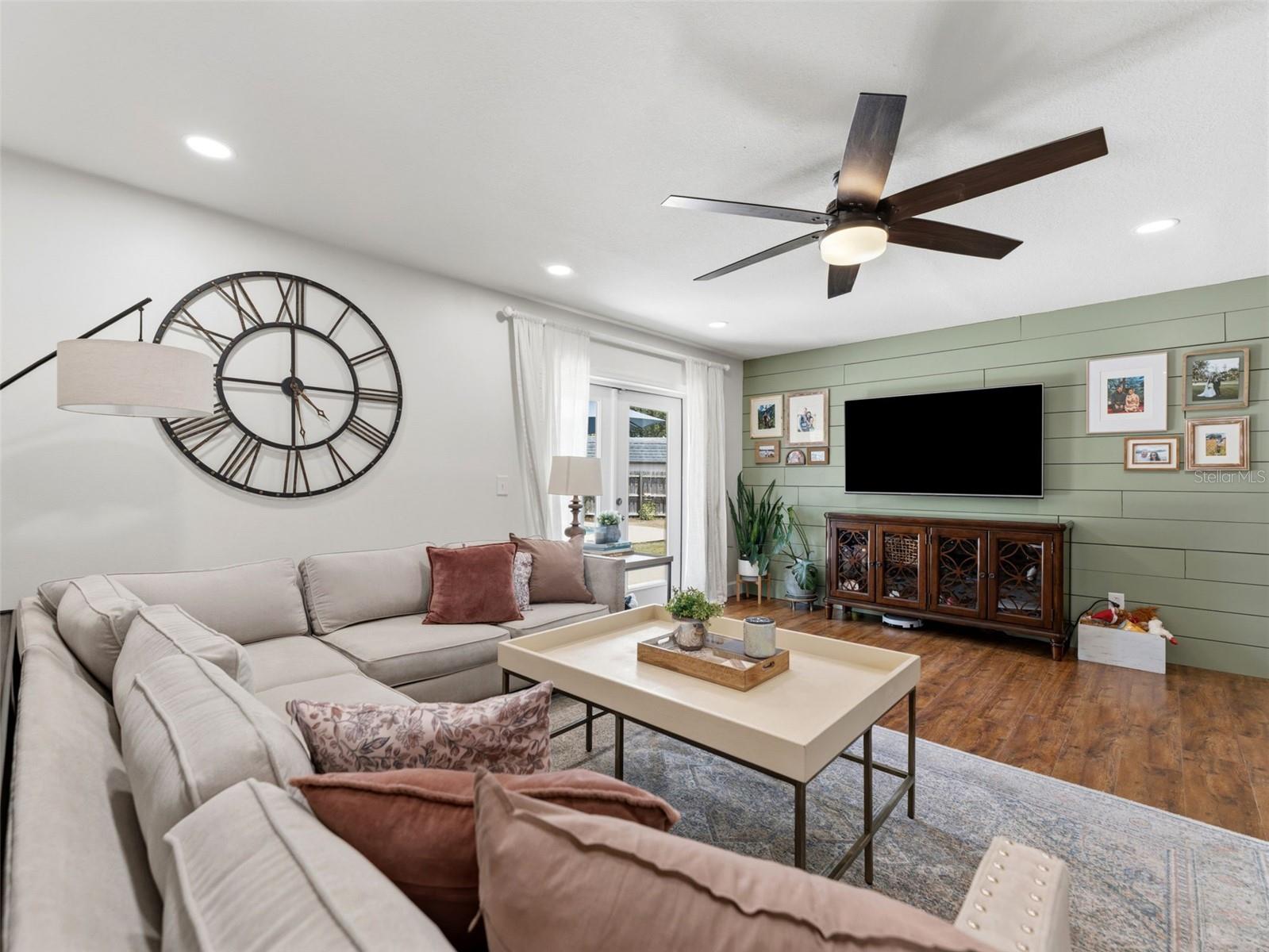 605 VALLEY HILL DR, BRANDON, FL, 33510