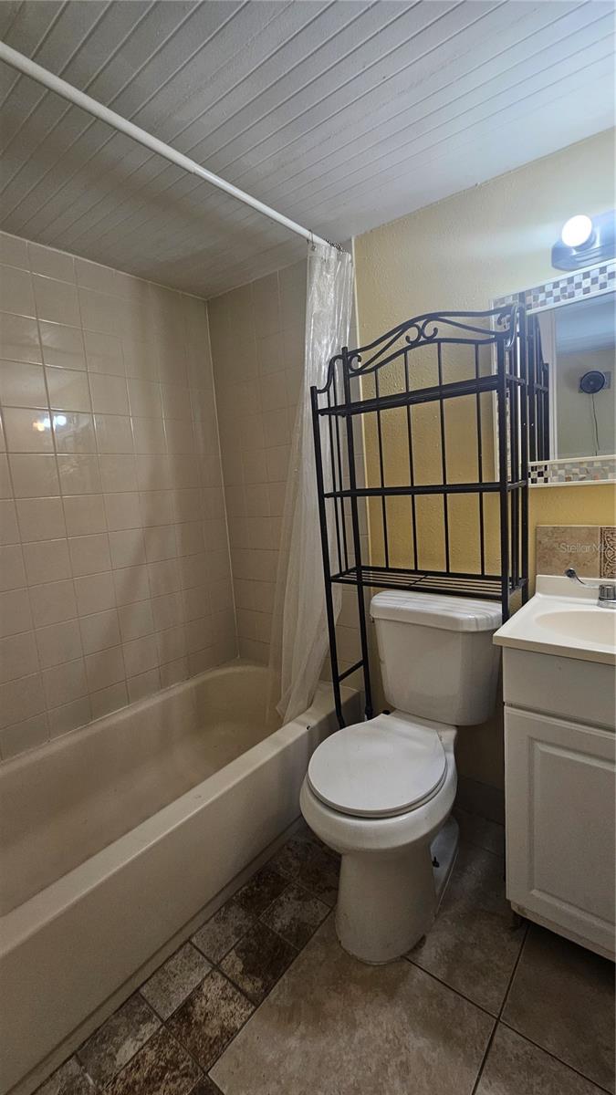 2715 INGOT PL, SARASOTA, FL, 34235