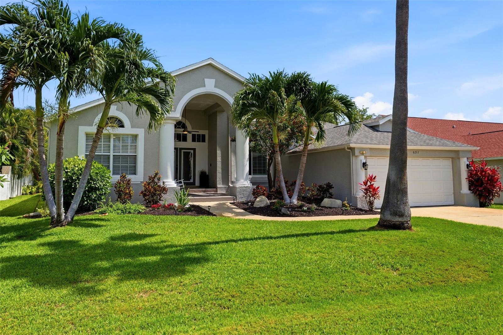 631 DE SOTO DR, TIERRA VERDE, FL, 33715