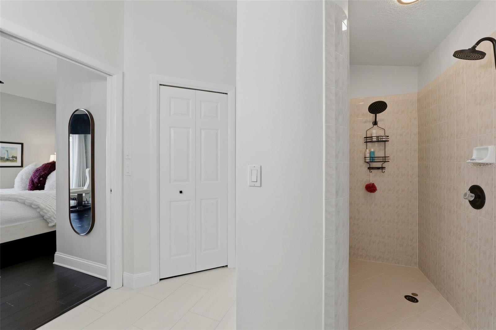 631 DE SOTO DR, TIERRA VERDE, FL, 33715