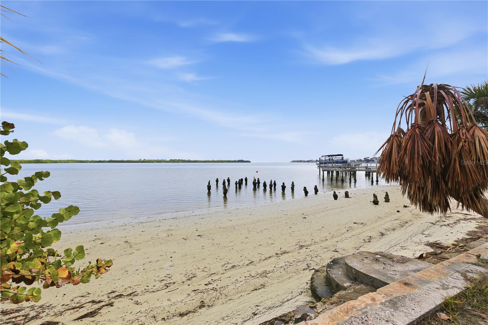 6043 BAYOU GRANDE BLVD NE, ST PETERSBURG, FL, 33703