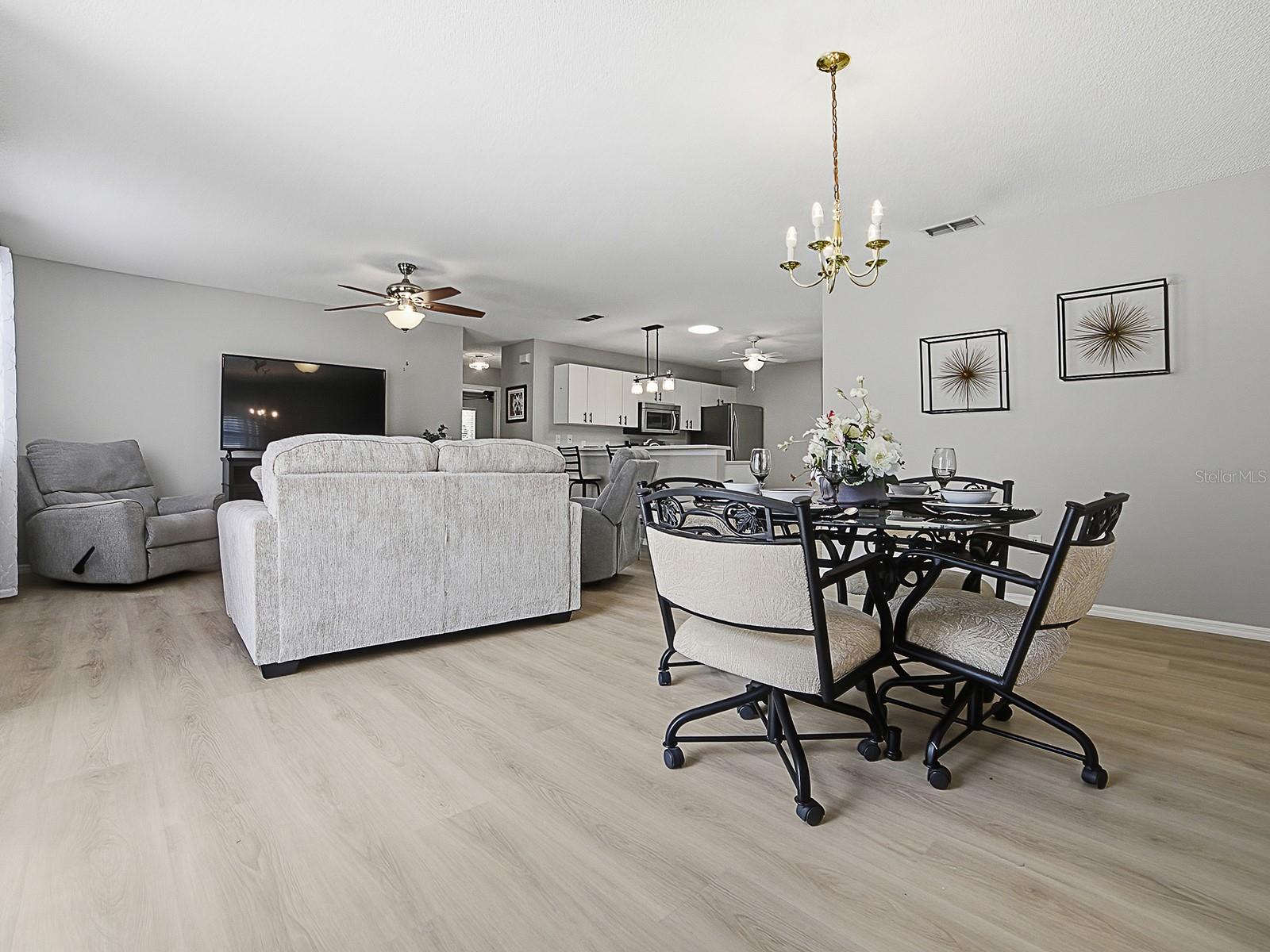 1685 CAMPOS DR, THE VILLAGES, FL, 32162