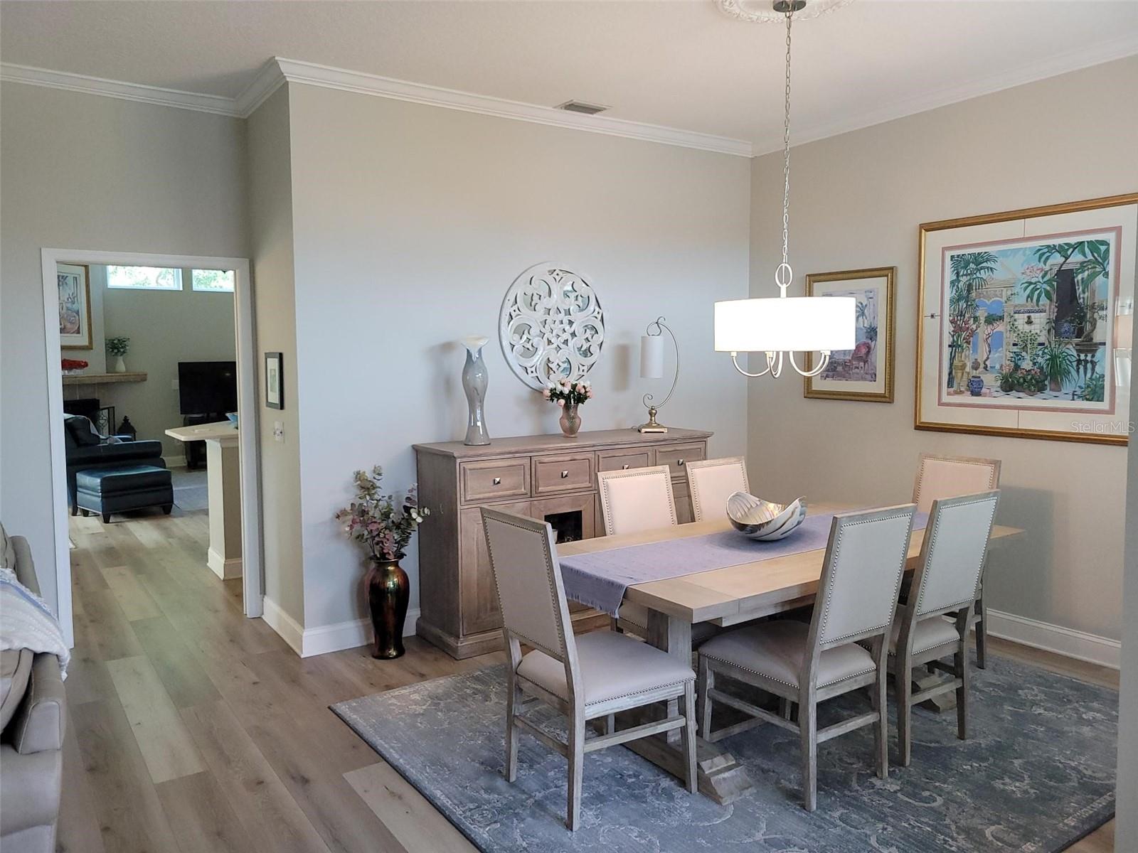 961 LIVE OAK AVE NE, ST PETERSBURG, FL, 33703