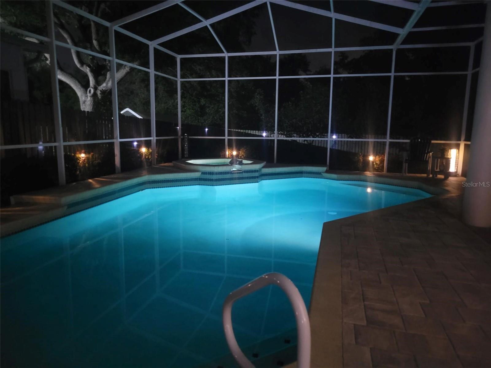 961 LIVE OAK AVE NE, ST PETERSBURG, FL, 33703