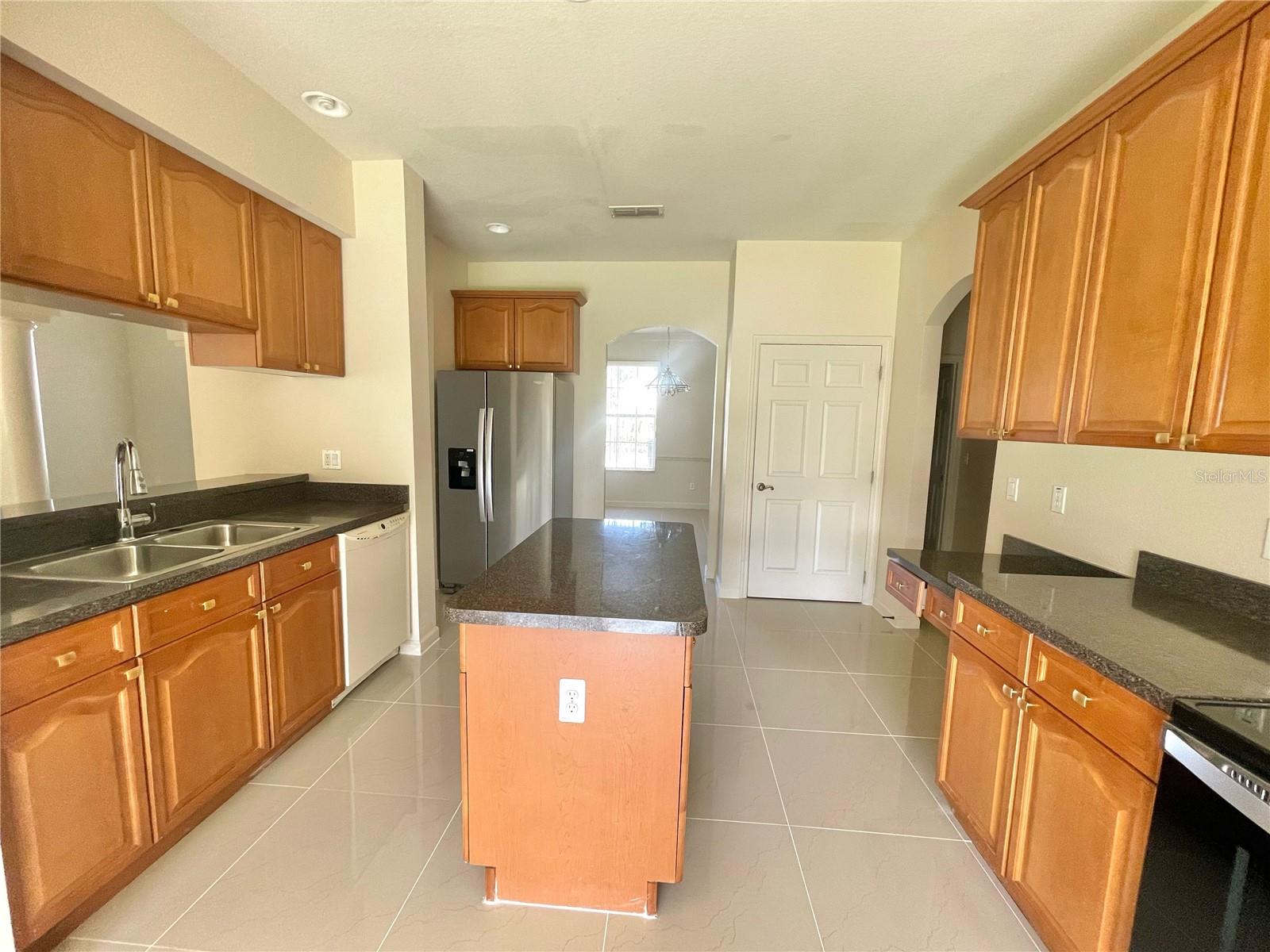 2370 HINSDALE DR, KISSIMMEE, FL, 34741