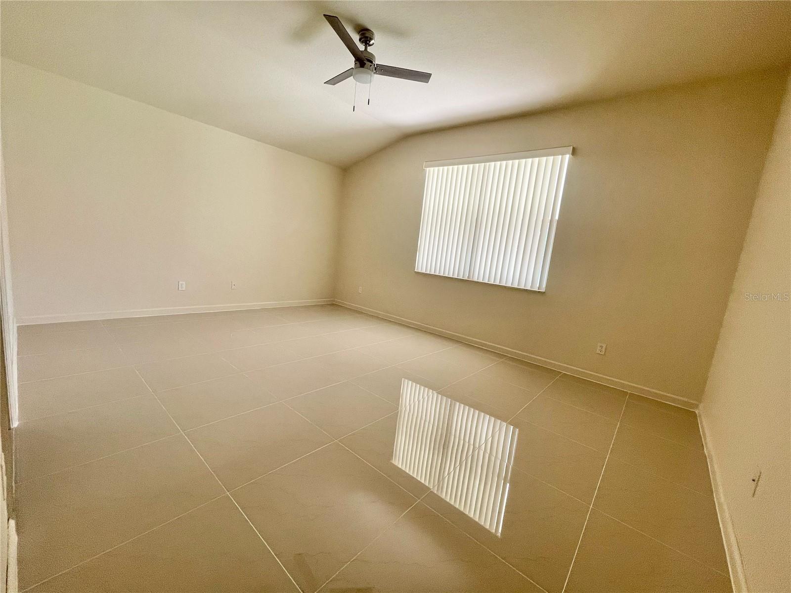 2370 HINSDALE DR, KISSIMMEE, FL, 34741