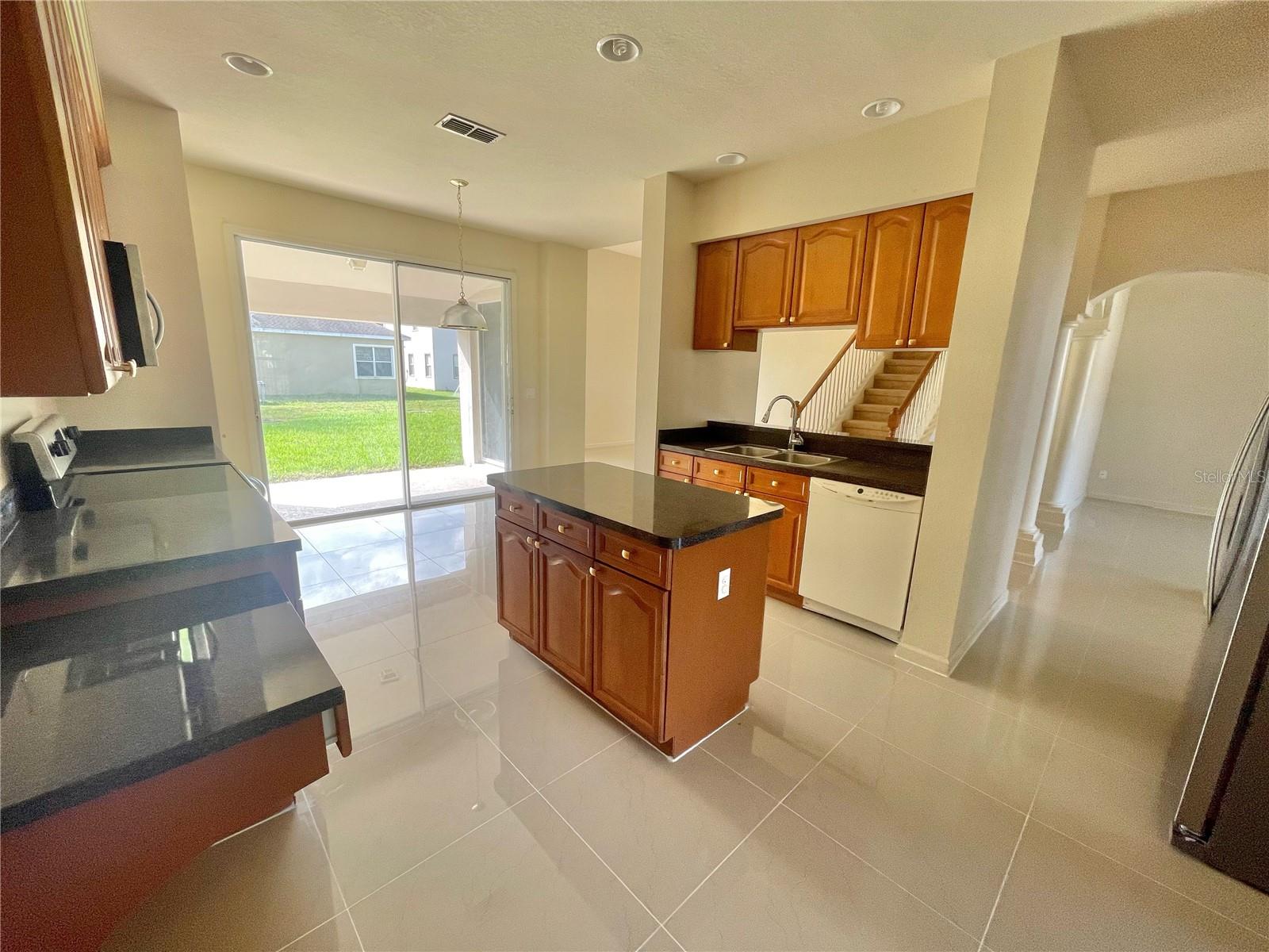 2370 HINSDALE DR, KISSIMMEE, FL, 34741